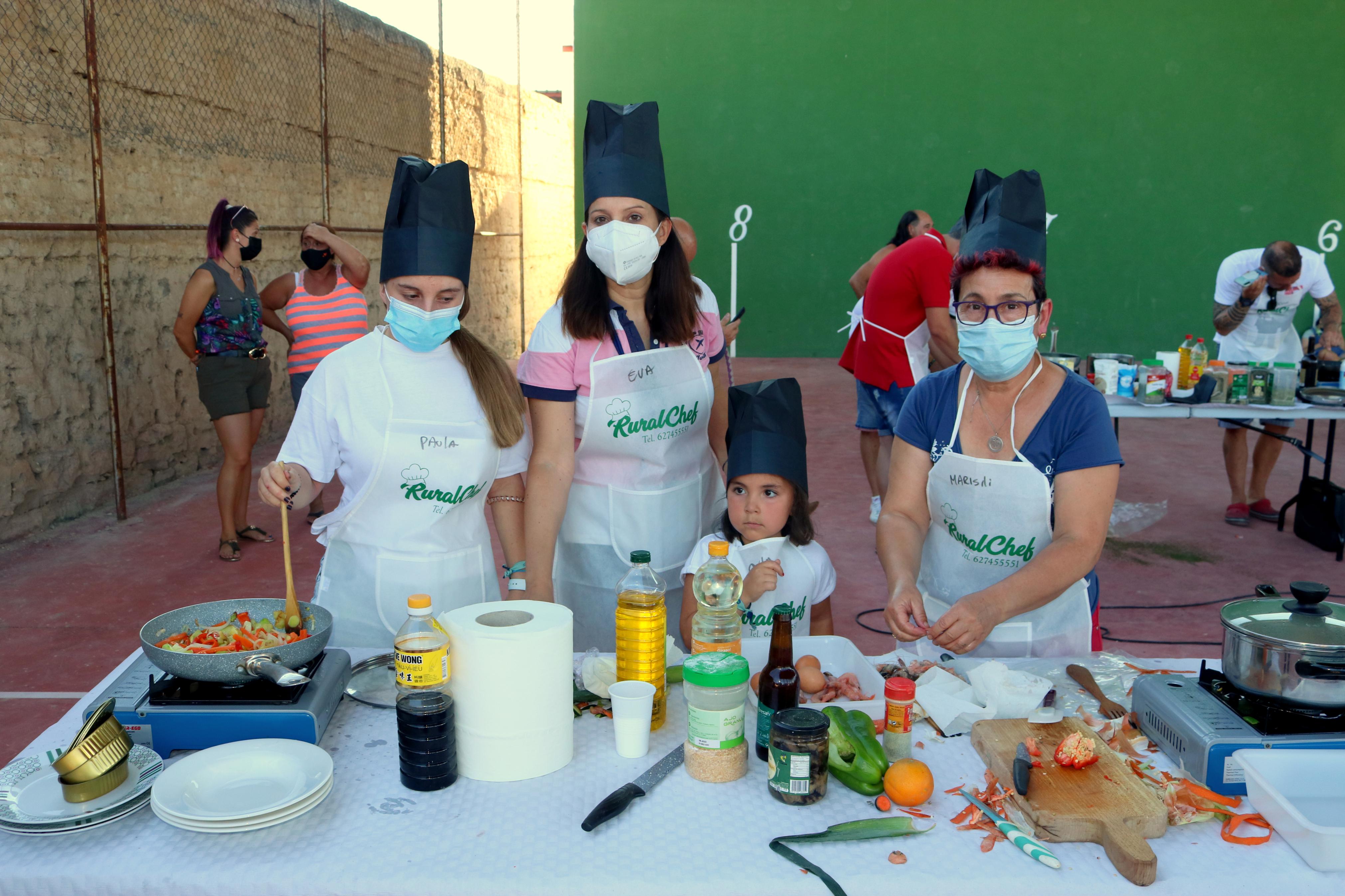 La localidad cerrateña disfrutó del cocinado de más de veinte platos