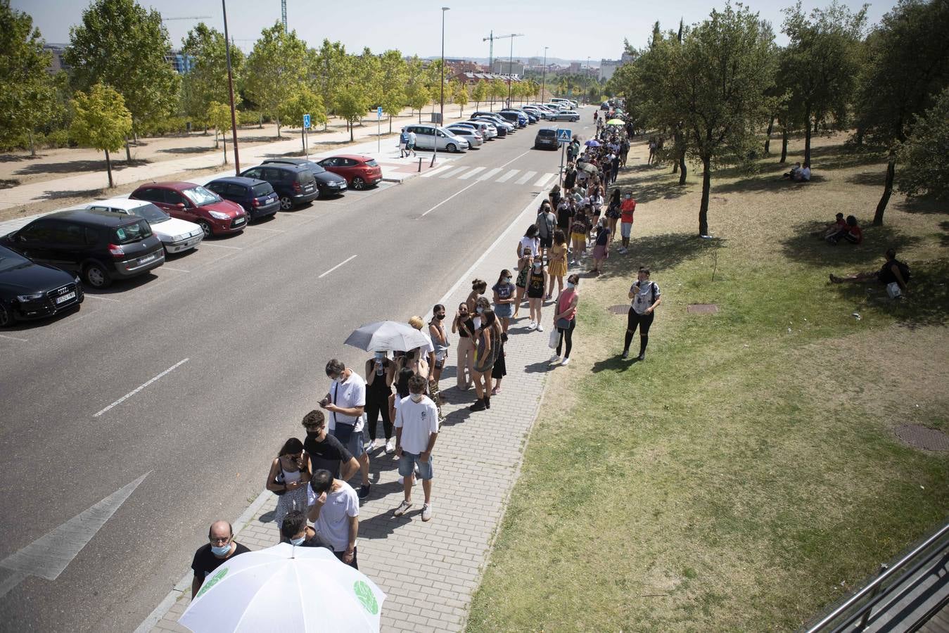 Fotos: Vacunación masiva contra la covid de los jóvenes de entre 17 y 19 años en Valladolid