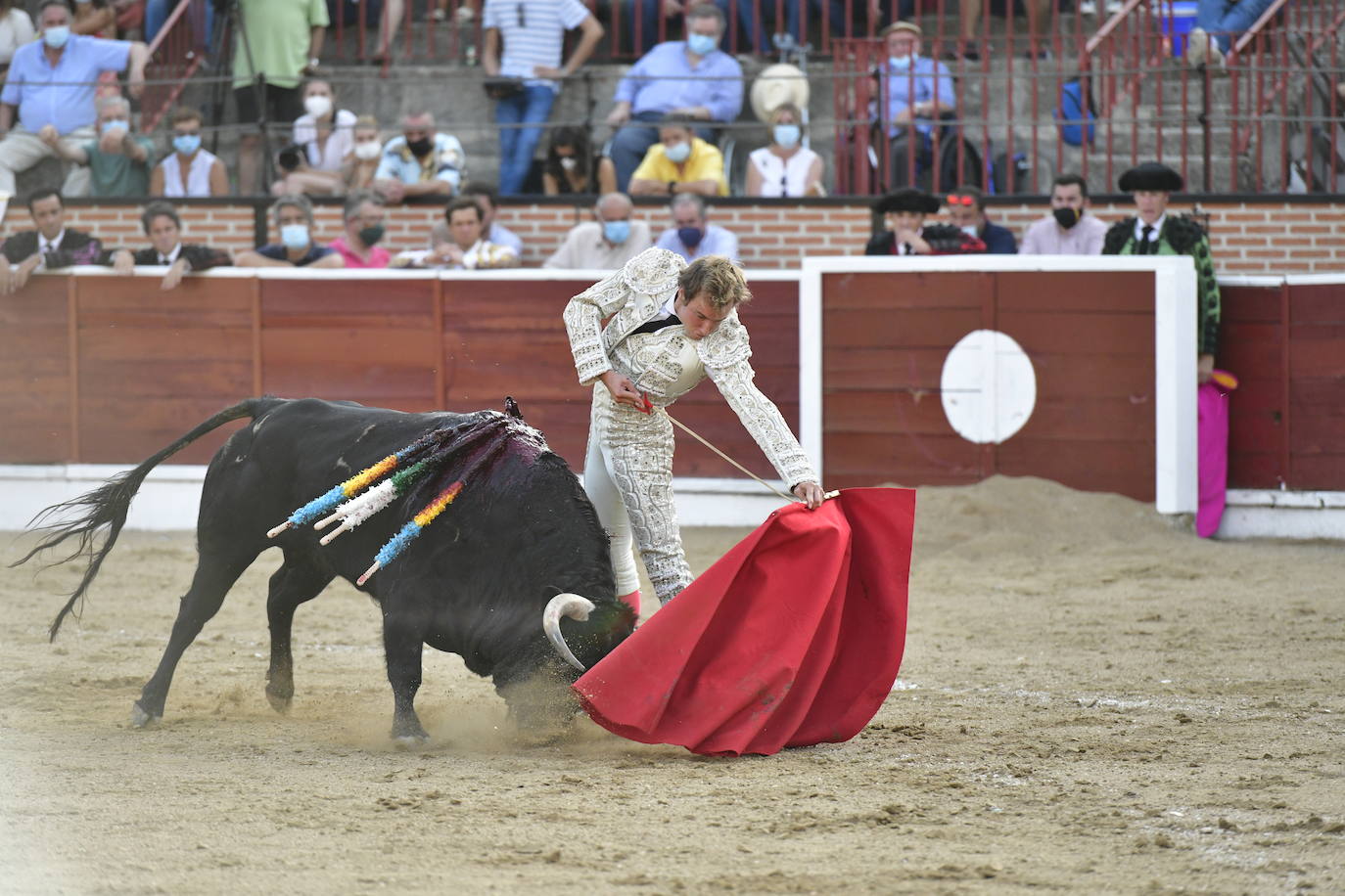 Imágenes de la corrida de este viernes en El Espinar.