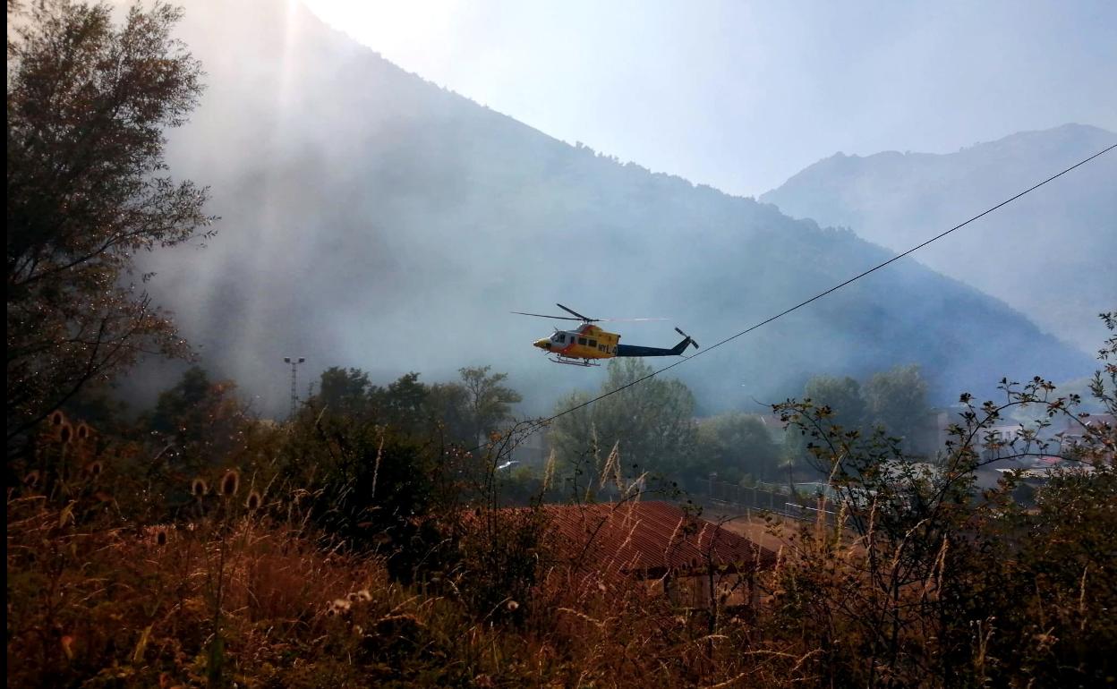 Incendio en Santa Lucía de Gordón.