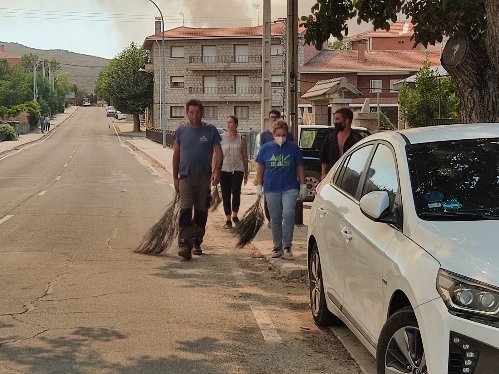 Fotos: Sigue la lucha contra el incendio de Navalacruz