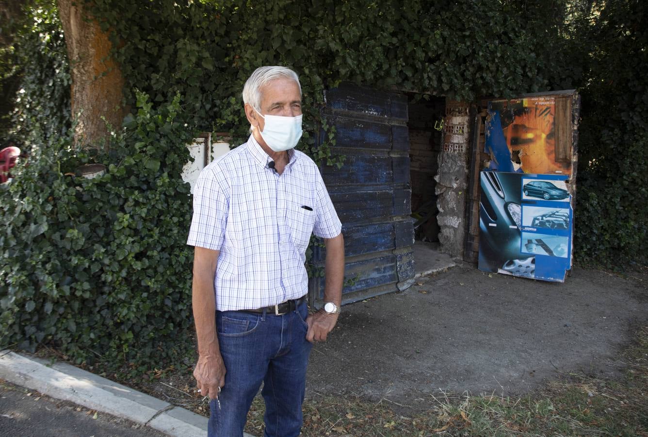 Fotos: Los vecinos desalojados por el incendio de Navalacruz regresan a sus casas