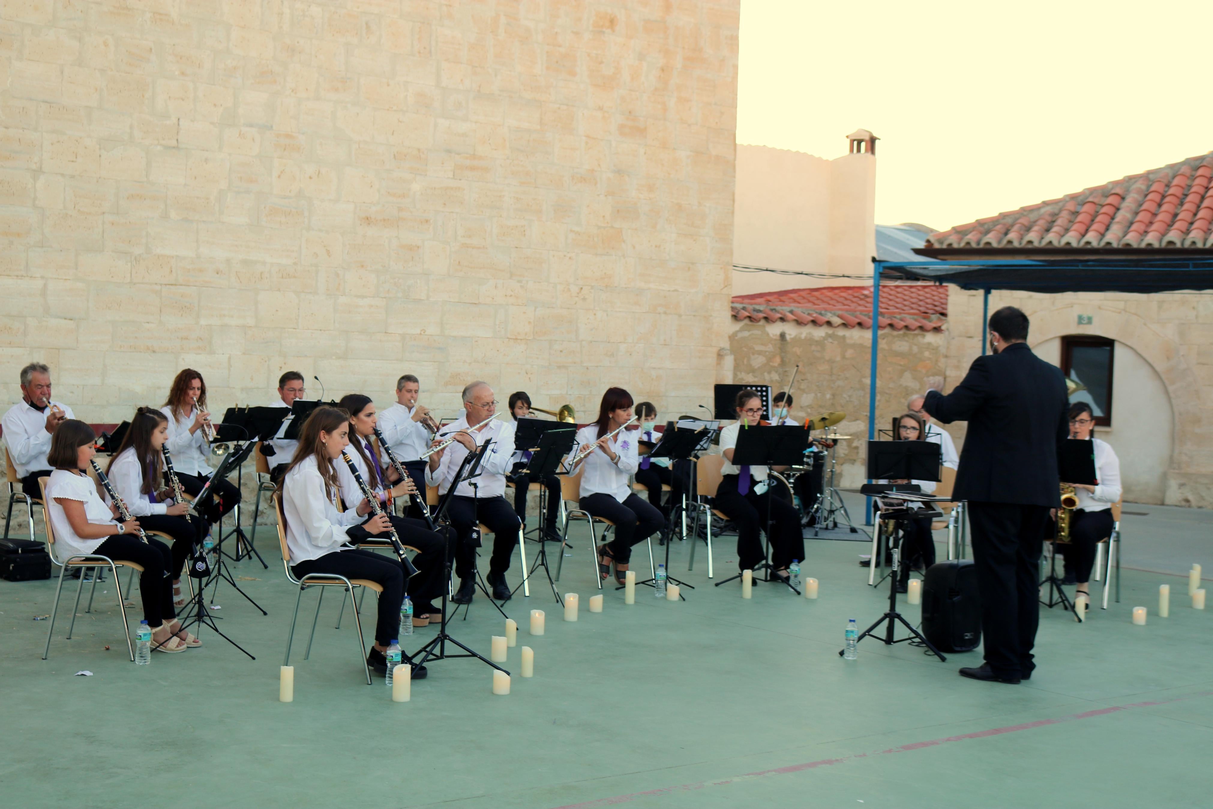 La localidad cerrateña disfrutó a ritmo de musicales y bandas sonoras