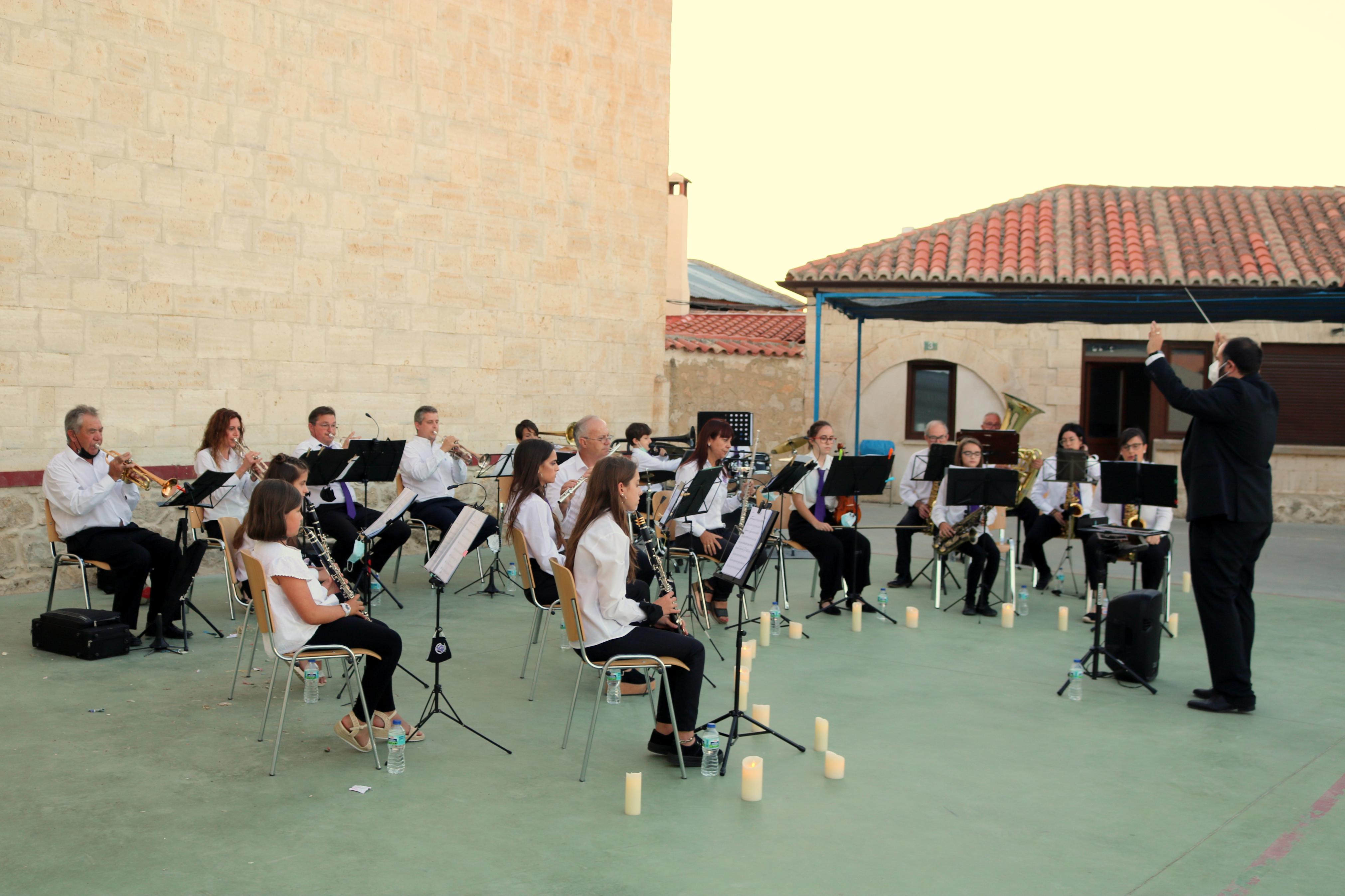 La localidad cerrateña disfrutó a ritmo de musicales y bandas sonoras