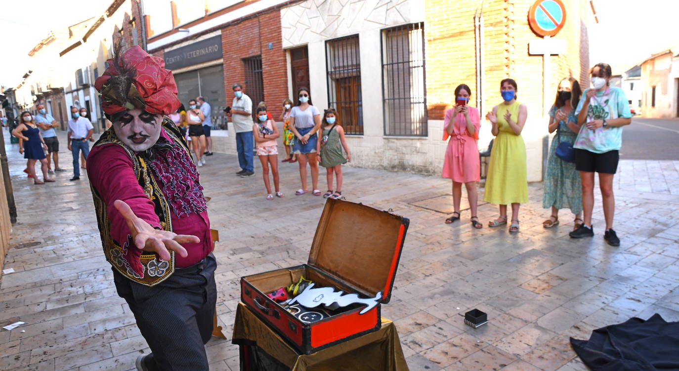 Estatuas humanas en Alaejos.