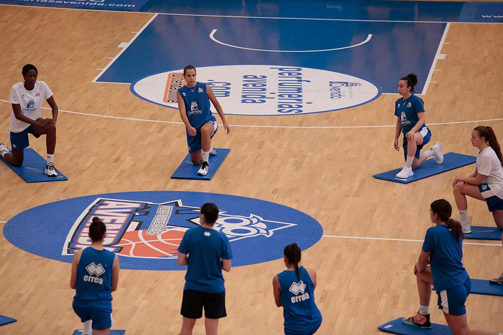 Fotos: Entrenamiento del CB Avenida con las internacionales