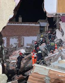 Imagen secundaria 2 - Un edificio se derrumba en Peñíscola