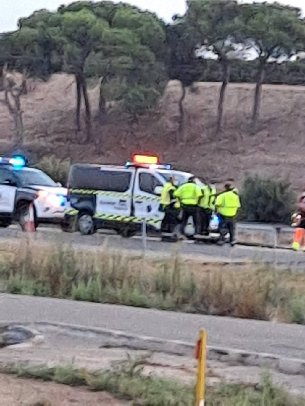Accidente de un camión en la A-6 a la alttura de rueda.