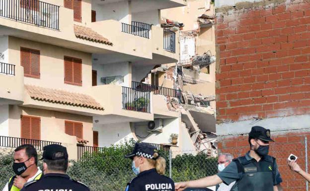 Estado del edificio colapsado en Peñíscola.