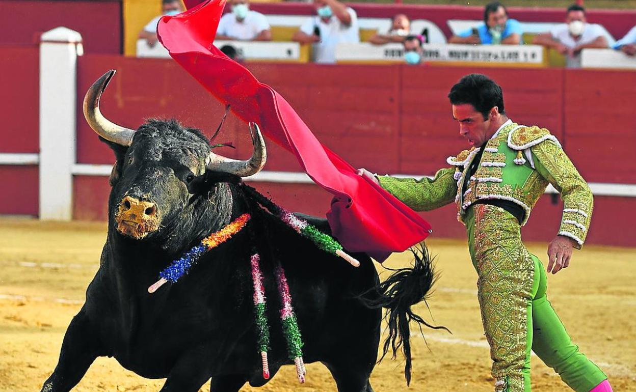 Escirbano, durante la faena. 