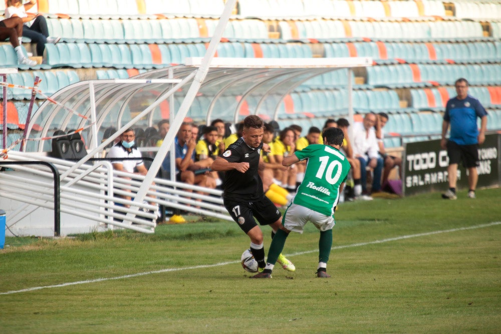 Salamanca CF UDS y CD Guijuelo retomaron su enfrentamiento, tras las suspensión del martes