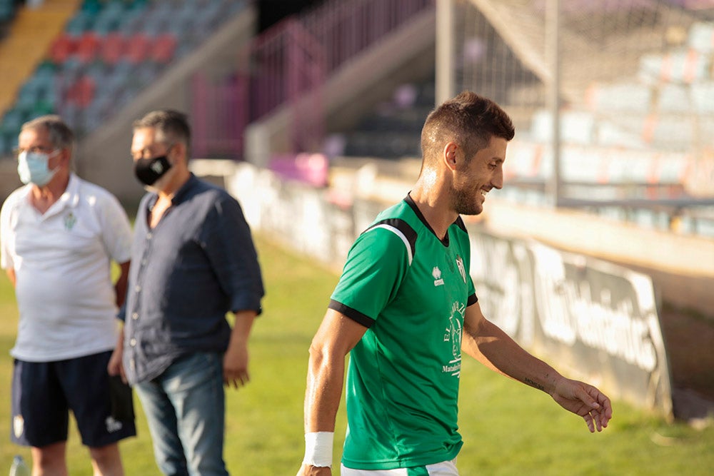 Salamanca CF UDS y CD Guijuelo retomaron su enfrentamiento, tras las suspensión del martes