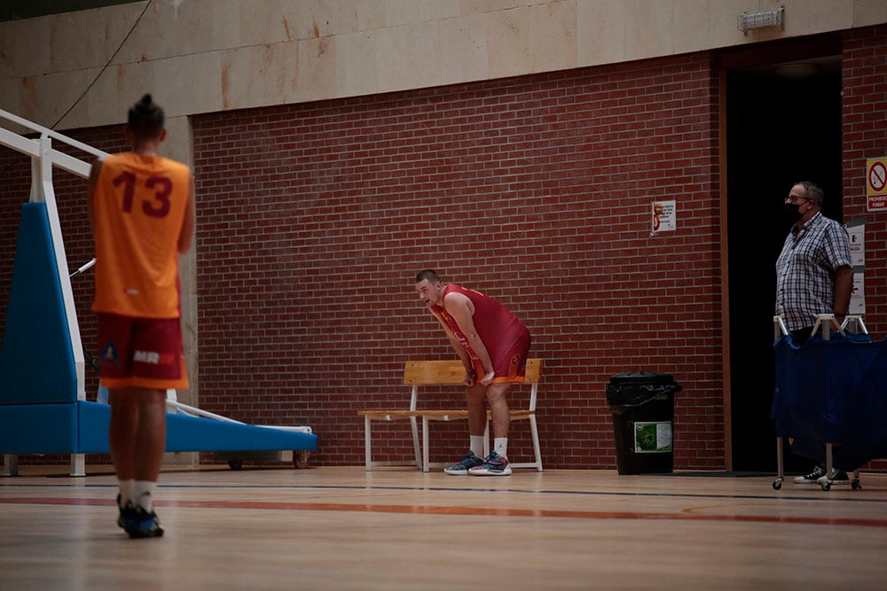 El Aquimisa ya entrena en el pabellón de Carbajosa de la Sagrada 