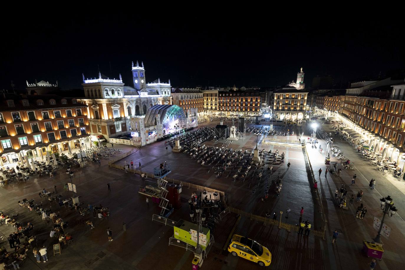 Fotos: Concierto de Amparanoia en la Plaza Mayor de Valladolid