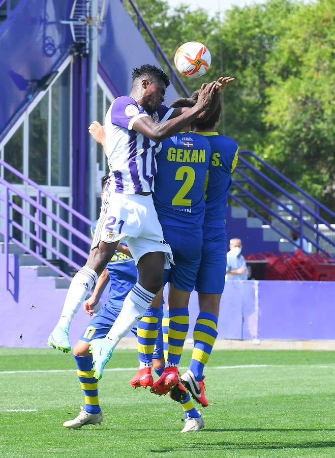 Fotos: Derrota del Real Valladolid Promesas ante el Real Unión (0-2)