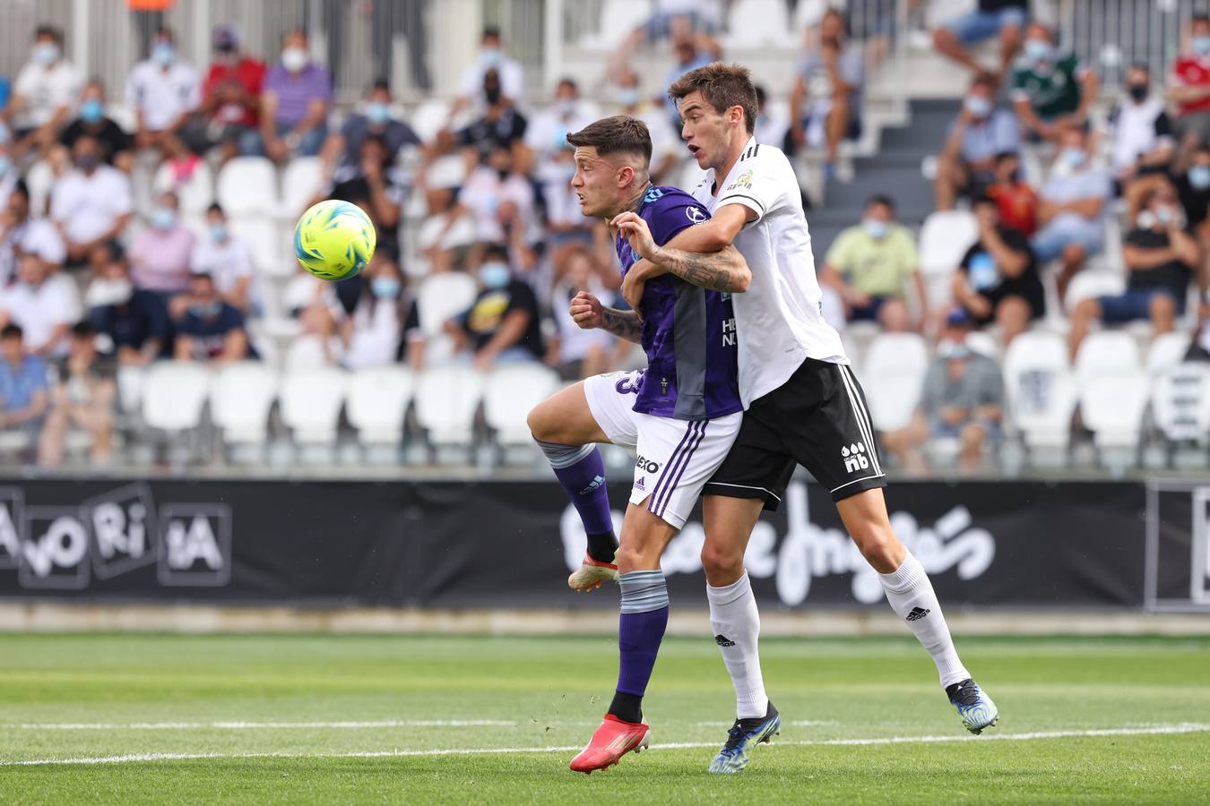 Fotos: Derrota del Real Valladolid en Burgos (3-0)