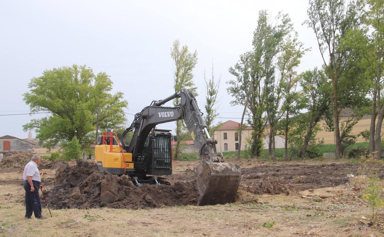 Obras en la chopera de Dehesa de Cuéllar.