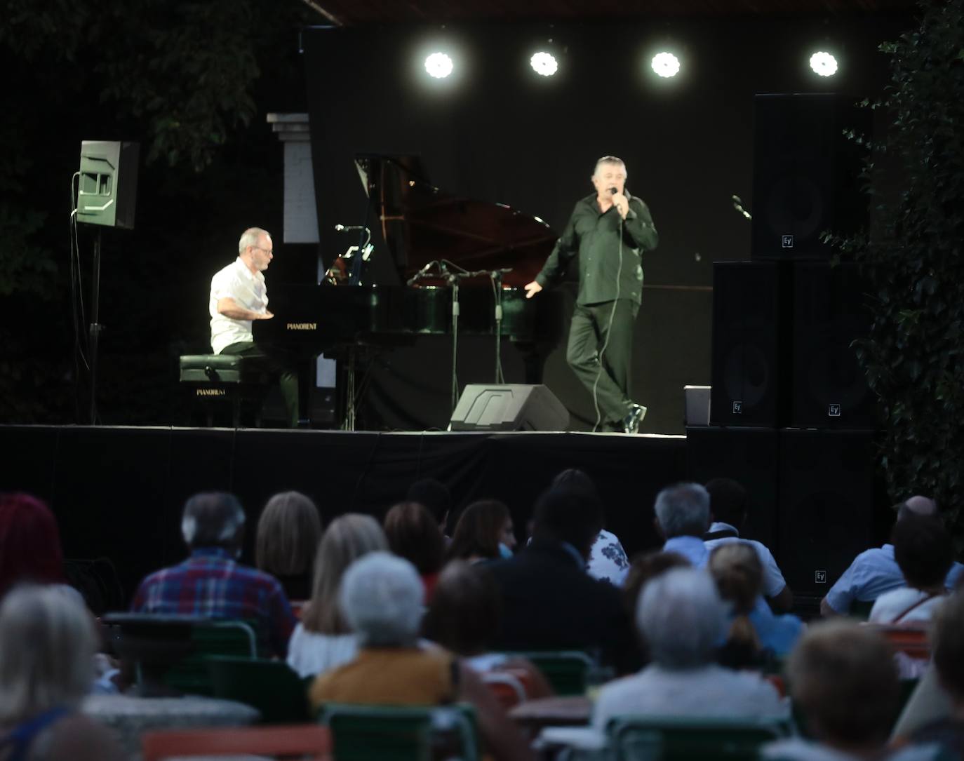 Fotos: Concierto de Francisco en la Pérgola del Campo Grande