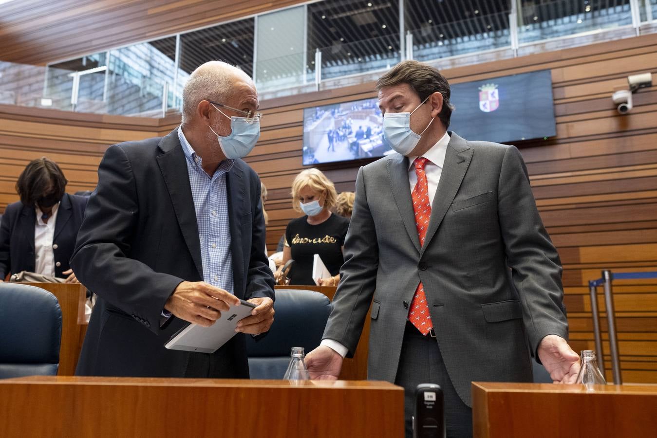 Fotos: Pleno en las Cortes de Castilla y León