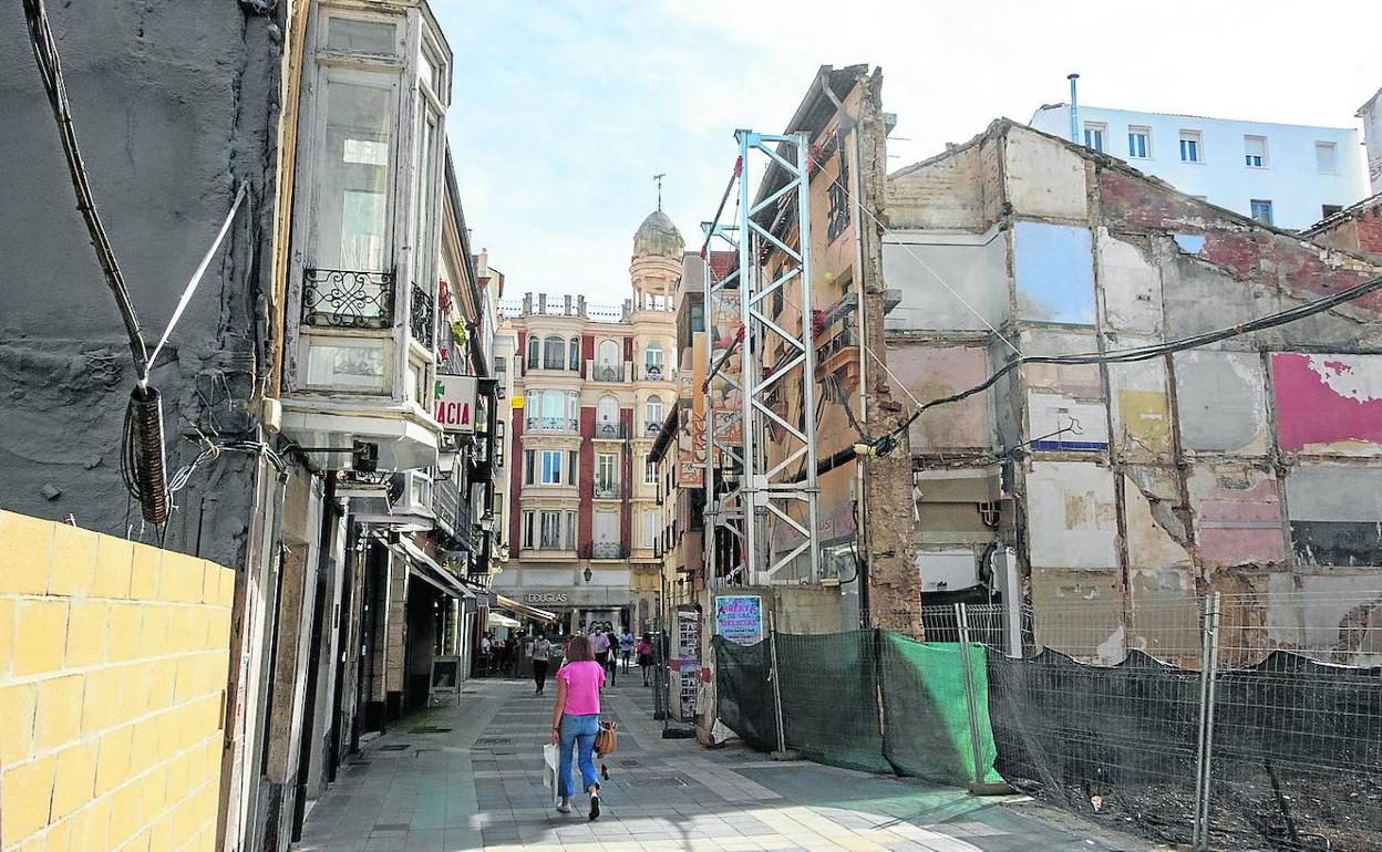 La nueva reforma del Plan de Urbanismo permitirá habilitar pisos en las entreplantas