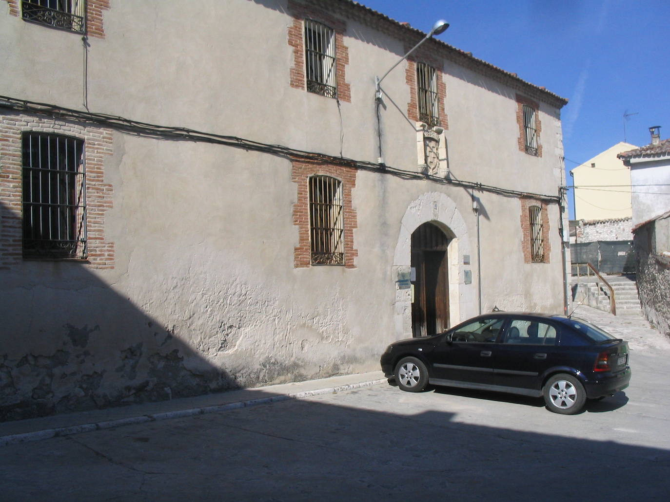 Centro de Educación de Personas Adultas Antonio Herrera de Cuéllar.