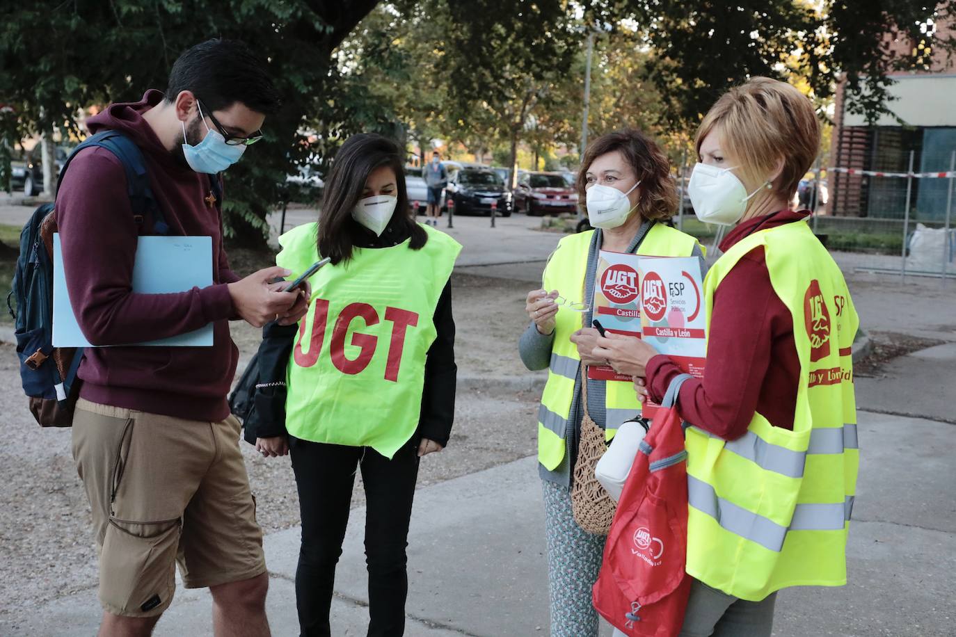 El examen de las oposiciones de Correos se ha celebrado en la Facultad de Económicas de Valladolid. 