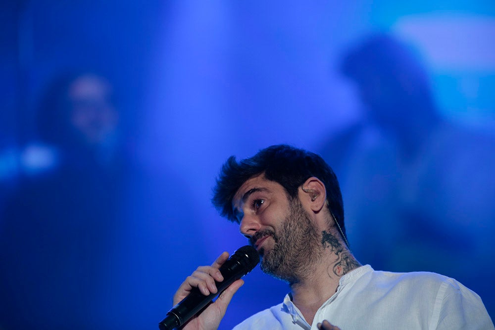 Melendi llena el campo de fútbol de Puente Ladrillo para el último concierto de su gira