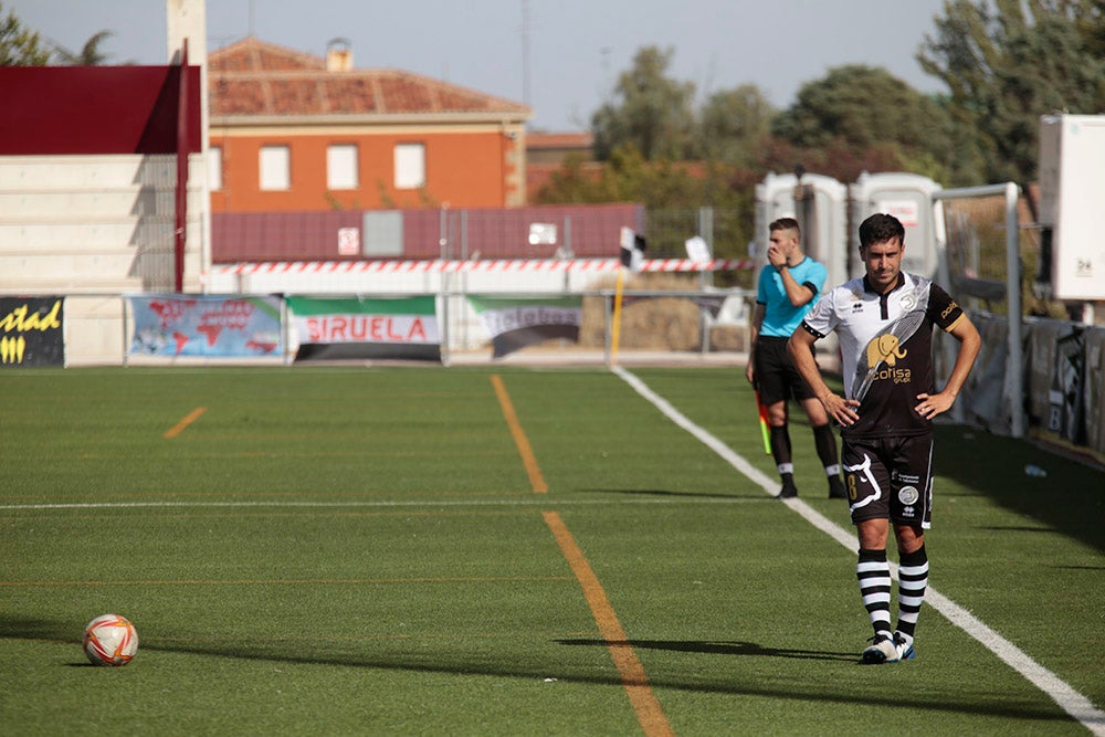 Goleada de Unionistas por 3-0 al Extremadura UD con dos goles del "pichichi" Rayco