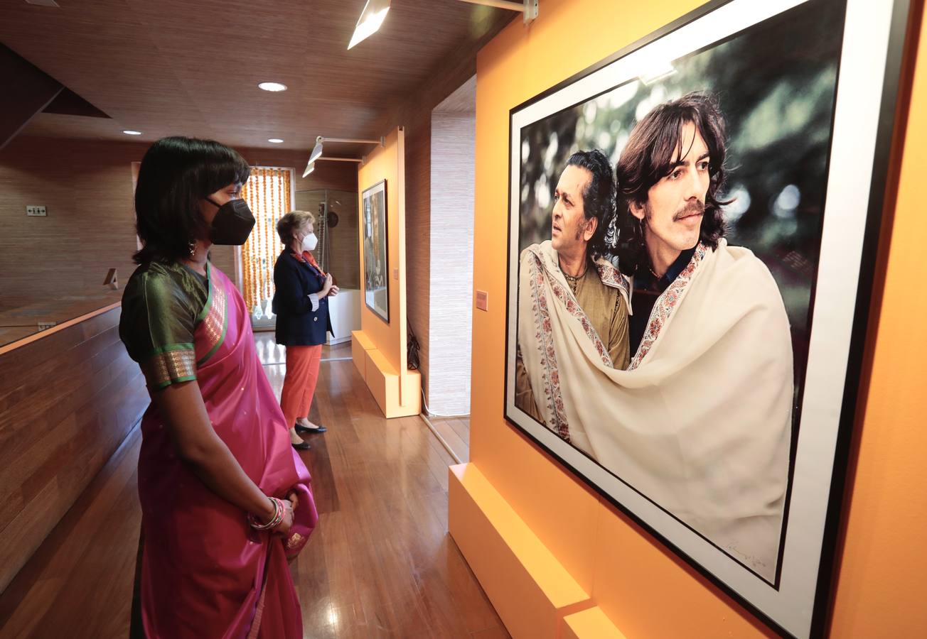 Fotos: La Casa de la India de Valladolid acoge la exposición &#039;The Beatles and India&#039;