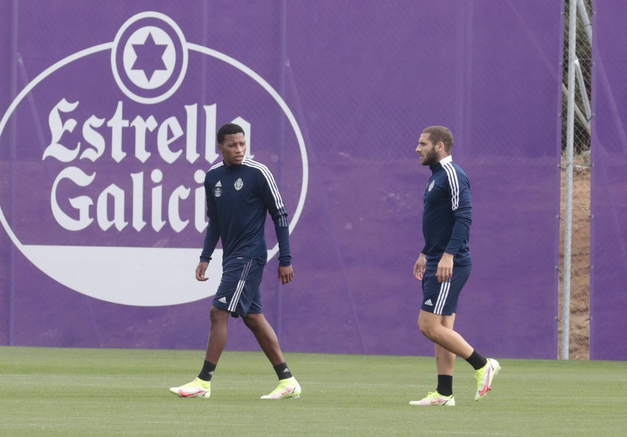 Fotos: Entrenamiento del Real Valladolid en los Anexos