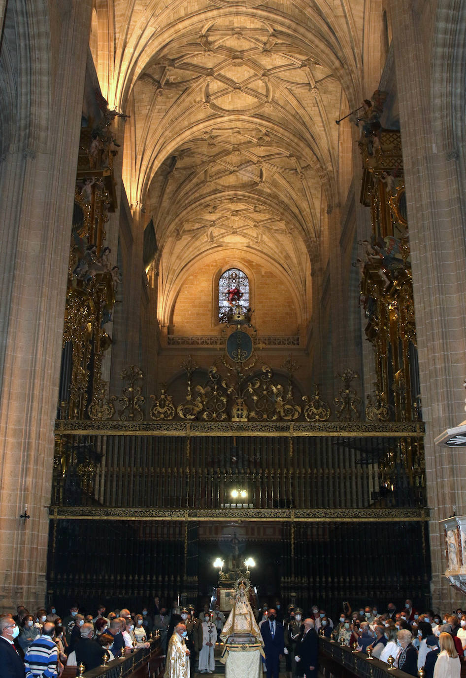 Fotos: Recibimiento a la Virgen de la Fuencisla