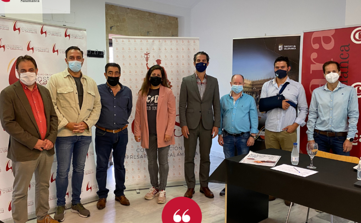 Presentación del primer concurso de tapas con carne de toro de lidia. 