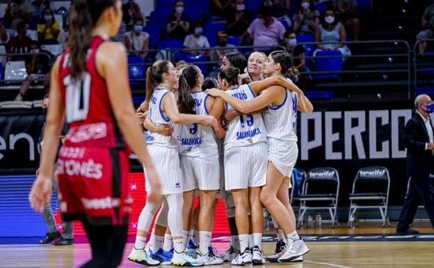 Imagen principal - El CB Avenida se lleva la semifinal de las ausencias ante Girona y mañana buscará su décima Supercopa (61-63)
