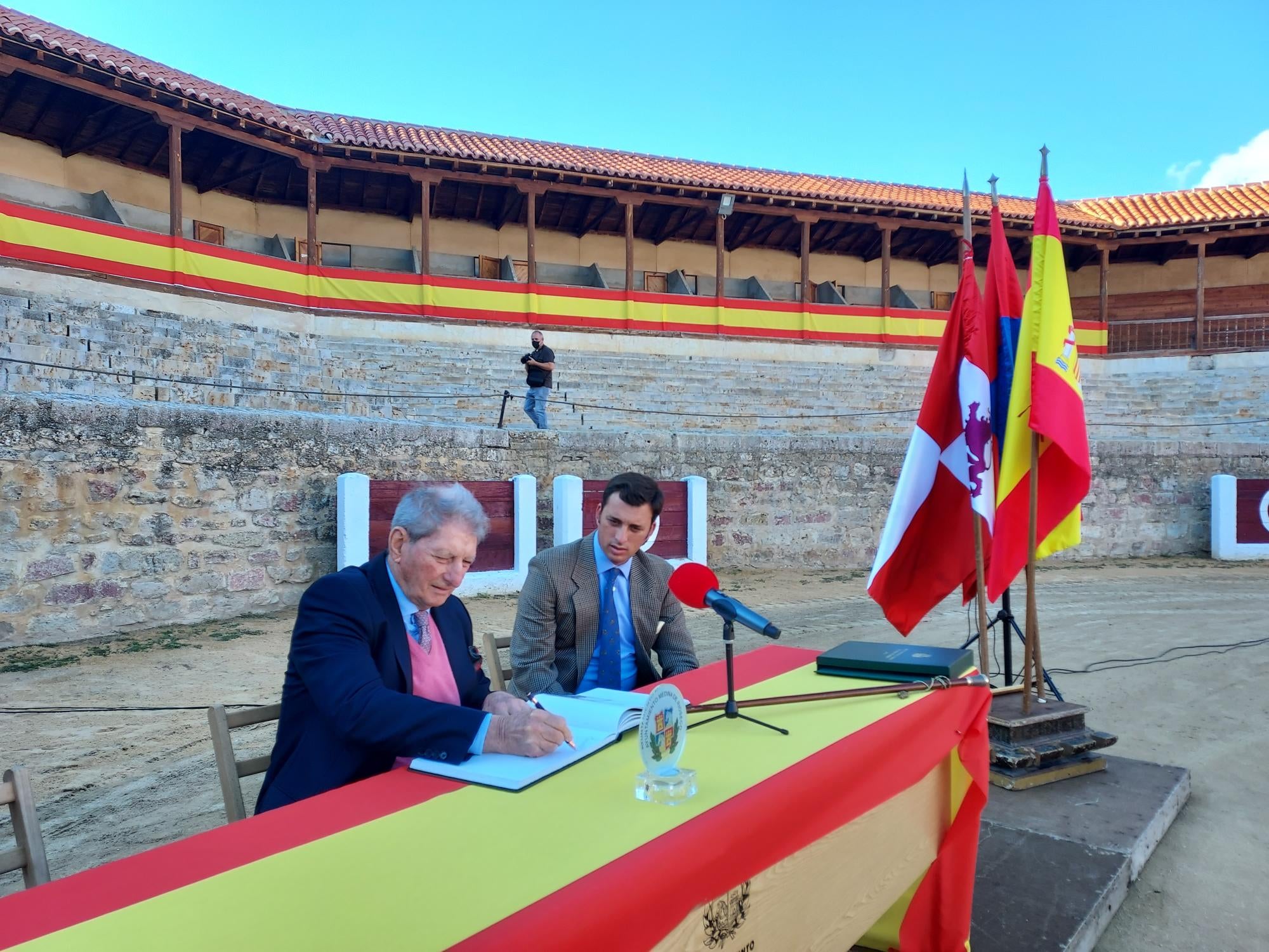 Fotos: Rafael Peralta, nombrado hijo adoptivo de Medina de Rioseco
