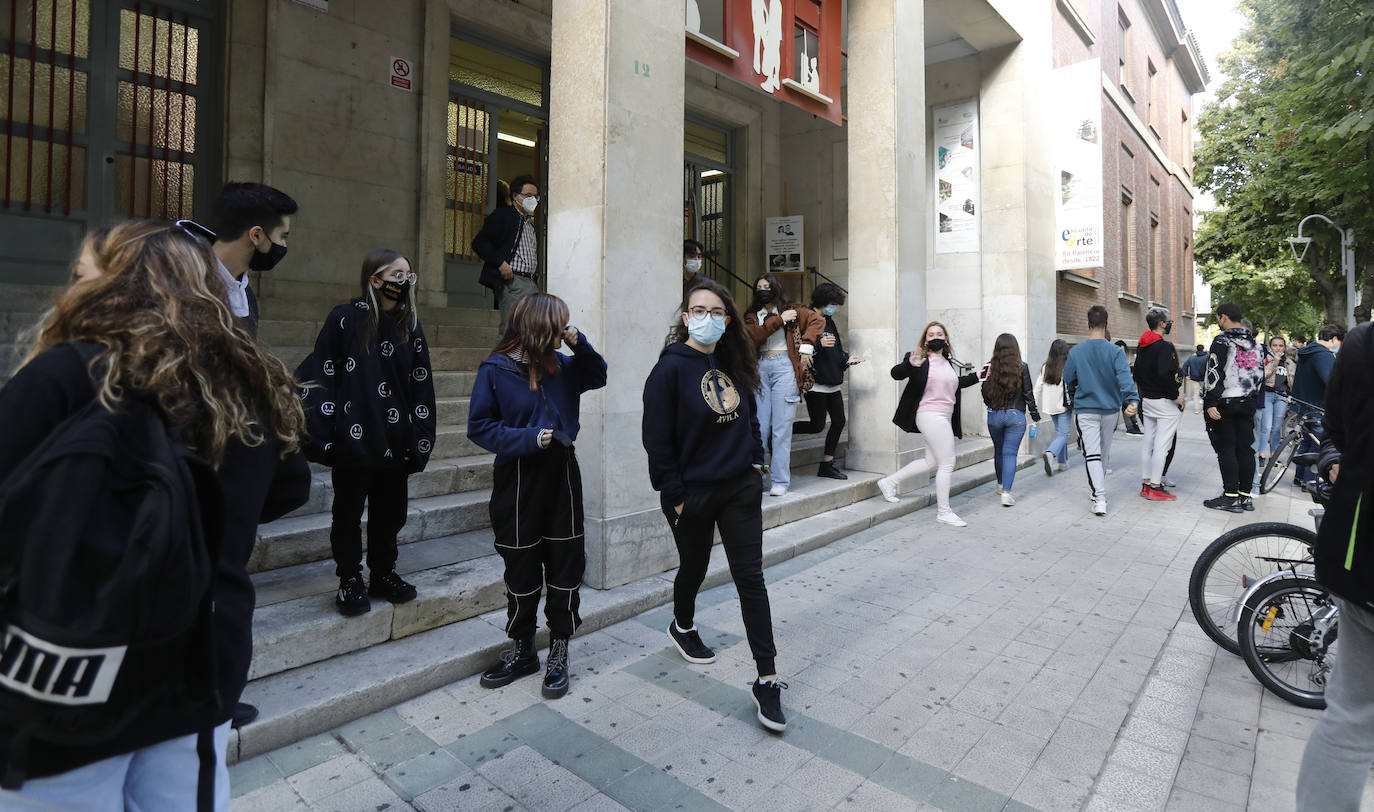 Fotos: Los ciclos de FP vuelven a las aulas en Palencia