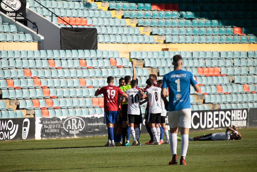 Empate a cero entre Salamanca CF UDS y Bergantiños FC en la vuelta de Uxio da Pena al Helmántico