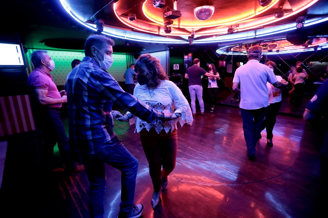 Fotos: Vuelve el baile en pareja a Valladolid