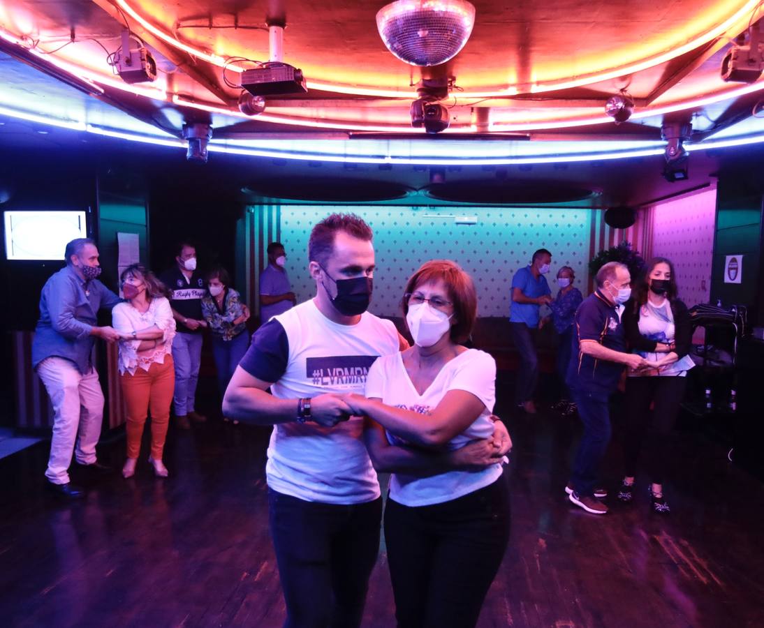 Fotos: Vuelve el baile en pareja a Valladolid