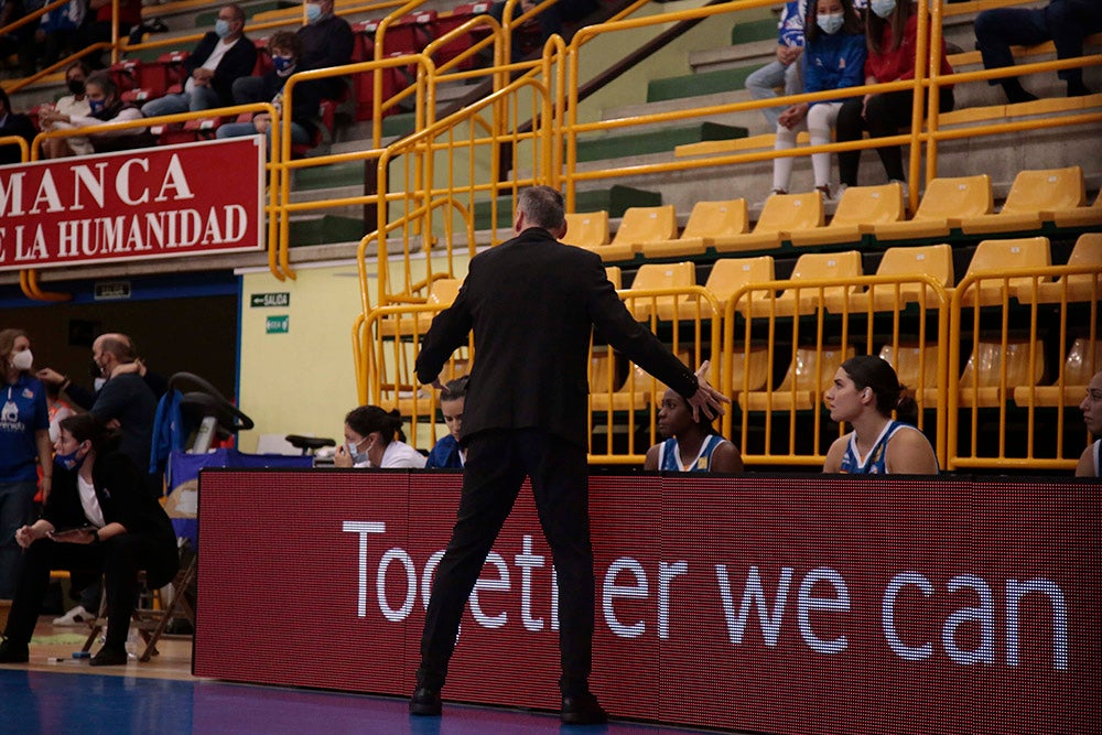 Un CB Avenida en construcción sin sus WNBA estrena su casillero de triunfos ligueros (66-48) ante Tenerife
