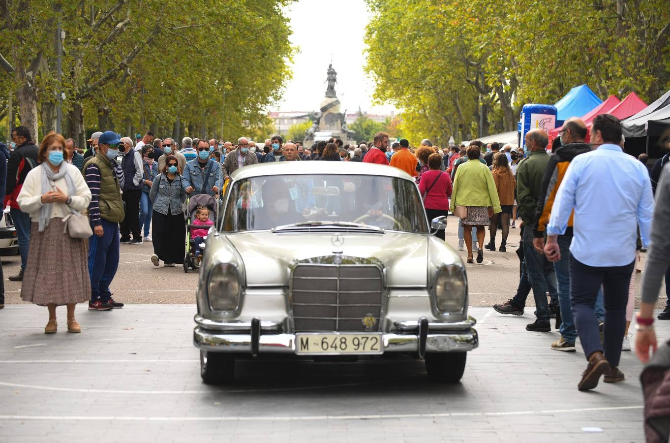 Fotos: Ambiente y entrega de premios en el Valladolid Motor Vintage (10)