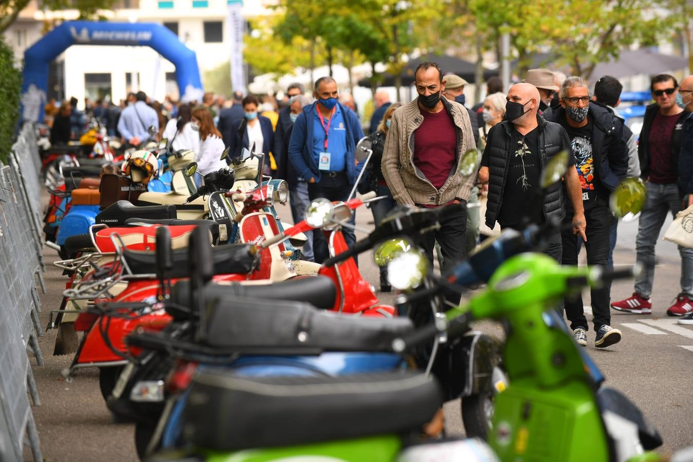 Fotos: Ambiente y entrega de premios en el Valladolid Motor Vintage (10)