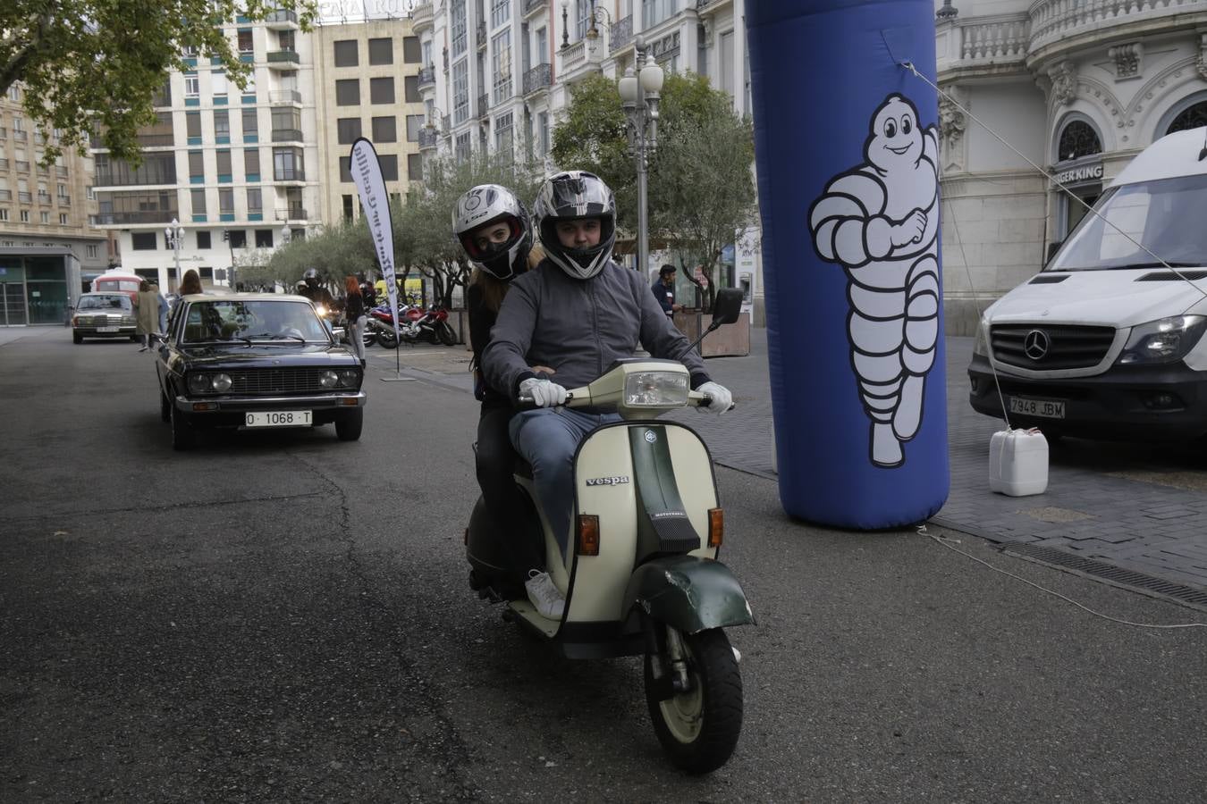 Fotos: Más de quinientos vehículos clásicos se dan cita en el Valladolid Motor Vintage (4)
