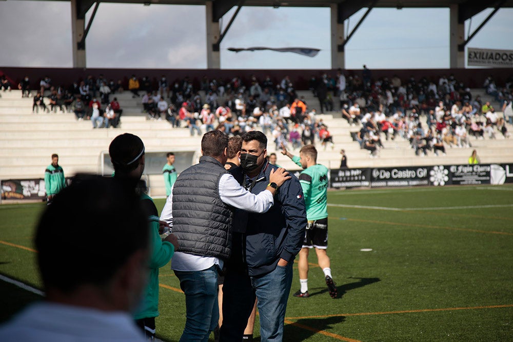 Victoria y liderato para Unionistas ante el Deportivo de La Coruña (2-1)