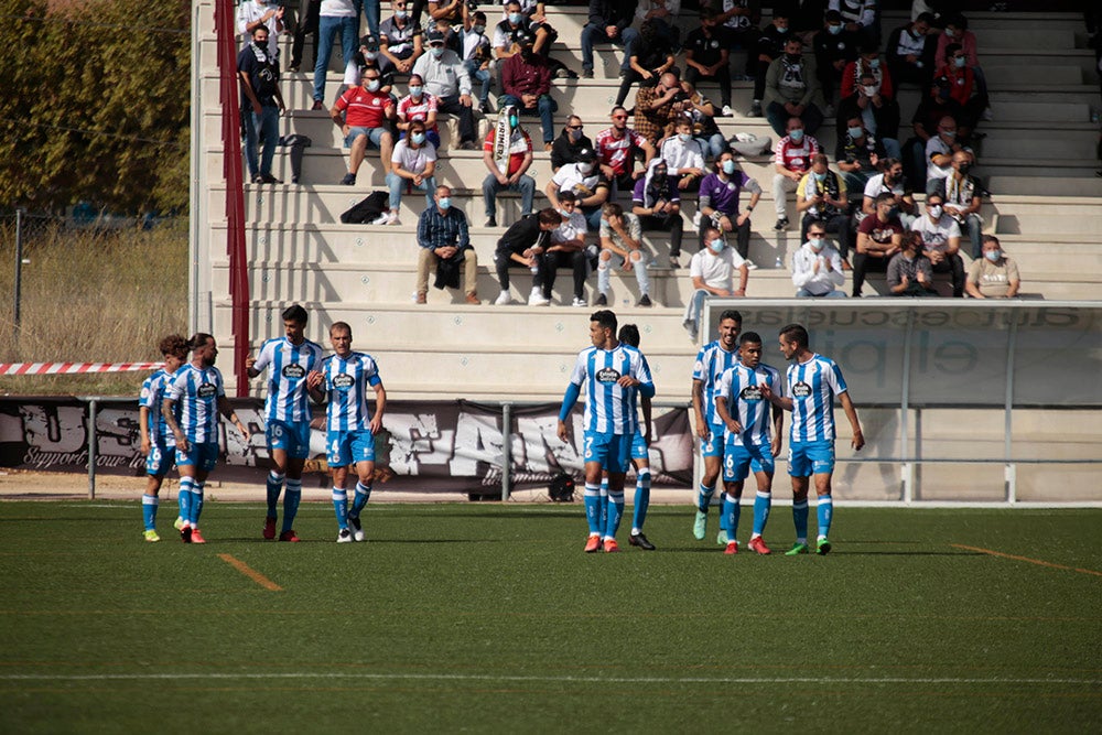 Victoria y liderato para Unionistas ante el Deportivo de La Coruña (2-1)