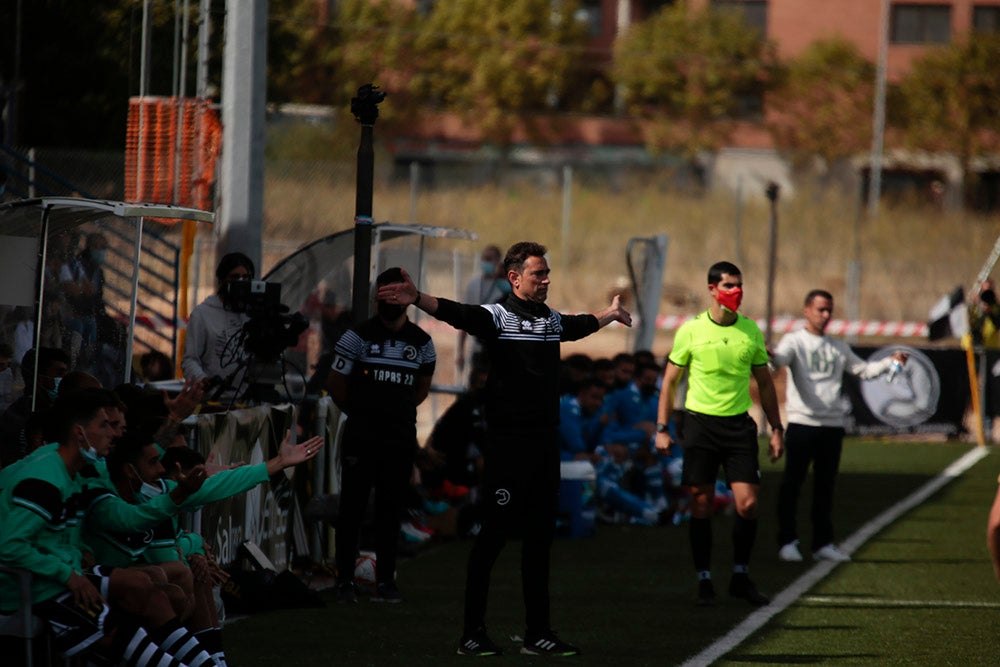 Victoria y liderato para Unionistas ante el Deportivo de La Coruña (2-1)