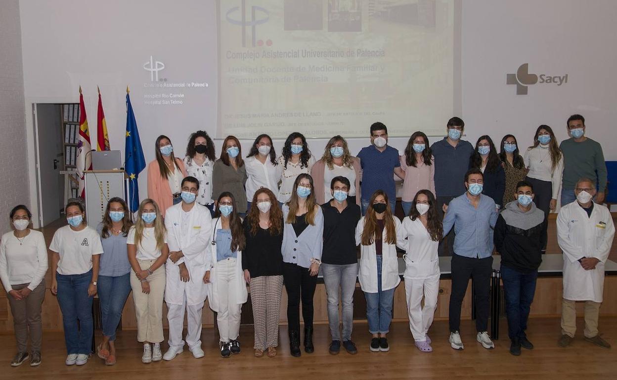 Los nuevos residentes son recibidos en el Hospital Río Carrión de Palencia. 