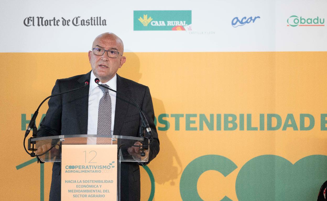 Carnero durante su intervención. 