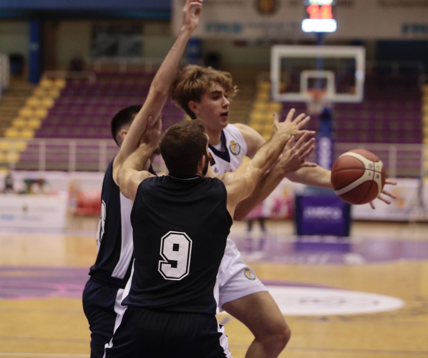 Fotos: Real Valladolid Baloncesto - Tizona Burgos