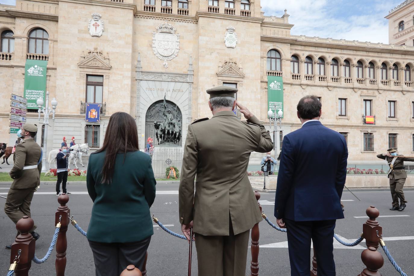 Acto del centenario de la gesta del regimiento Alcántara, en la Academia de Caballería.