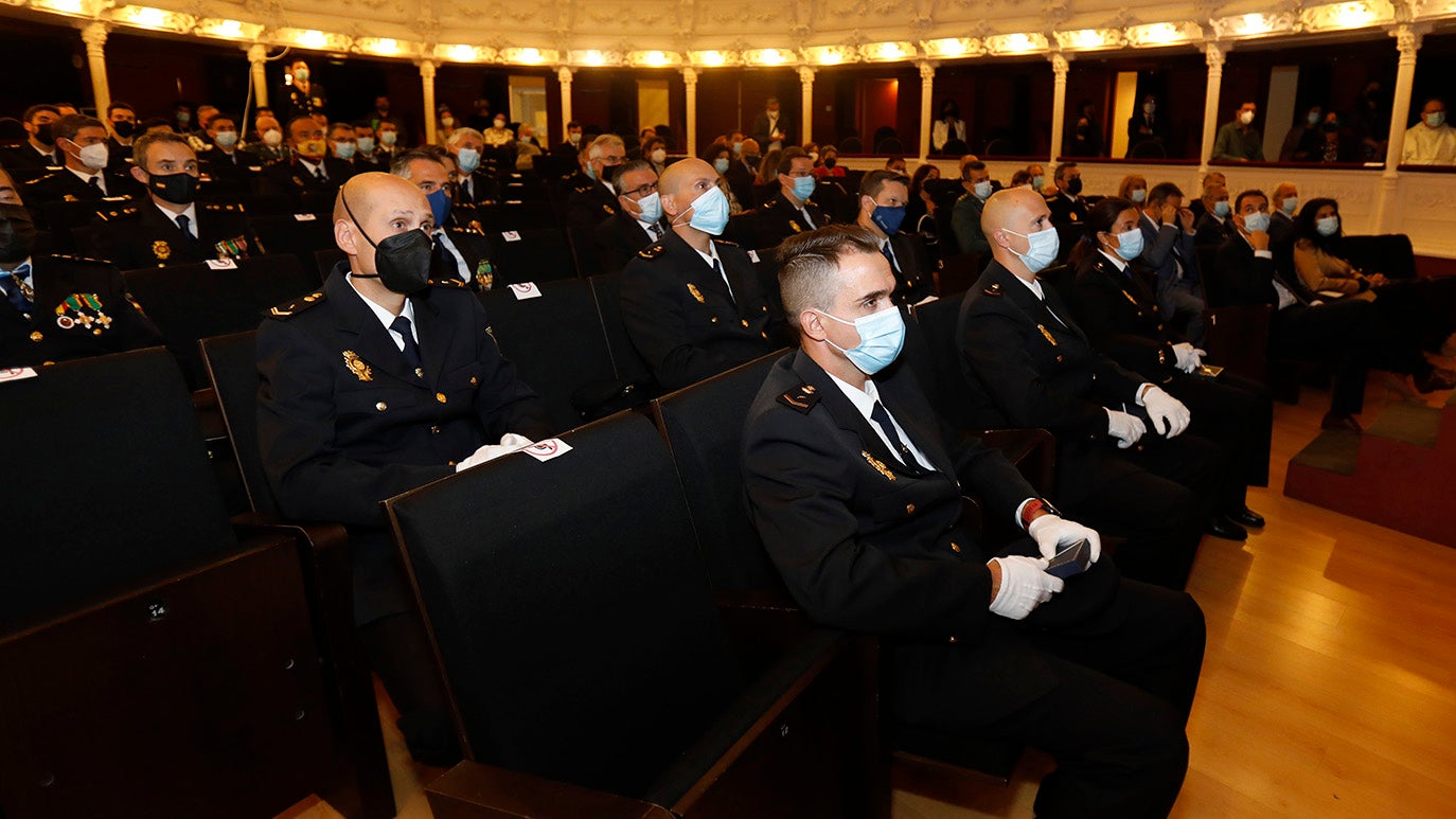 La Policía Nacional celebra a sus patronos
